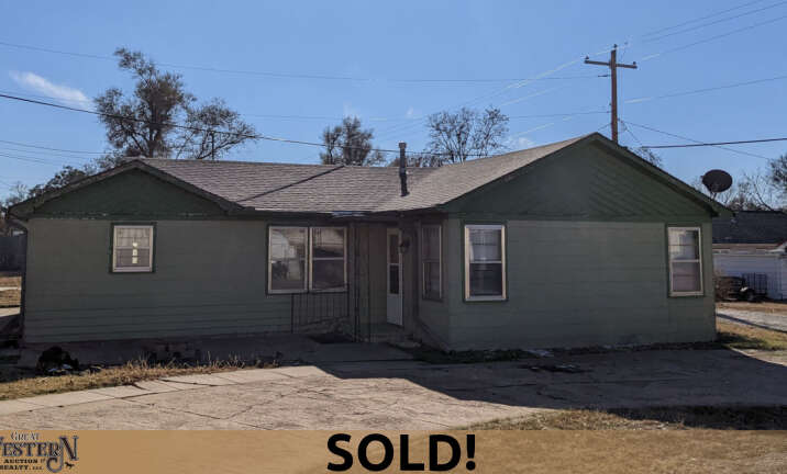 SOLD! 105 E Petit Ave in Medicine Lodge