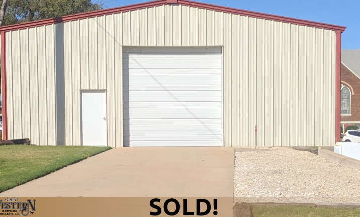 SOLD! 109 E 1st Ave in Medicine Lodge