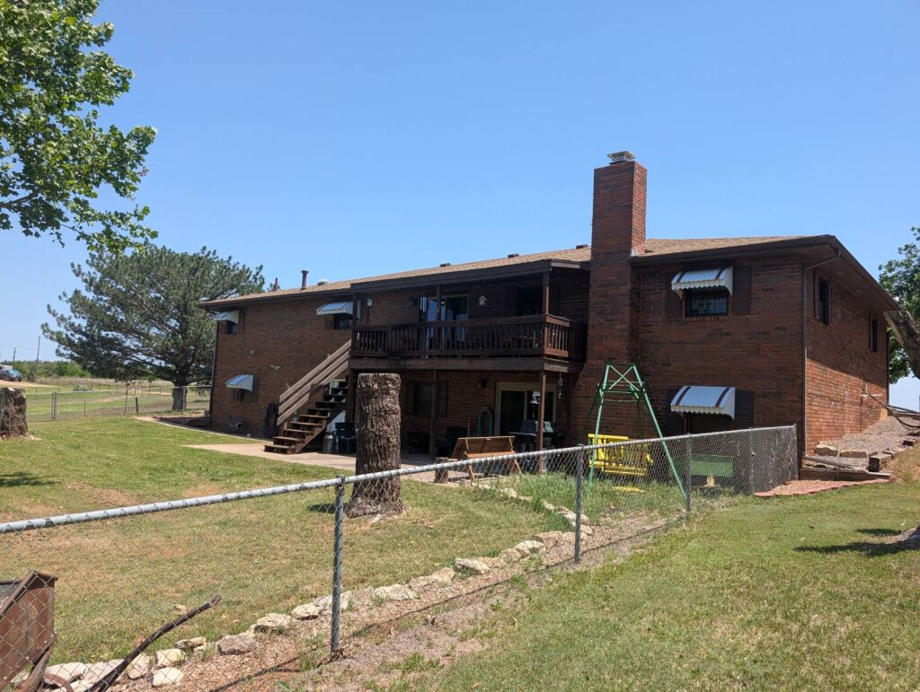 2261 NE Well Rd. near Medicine Lodge, Kansas — Exterior