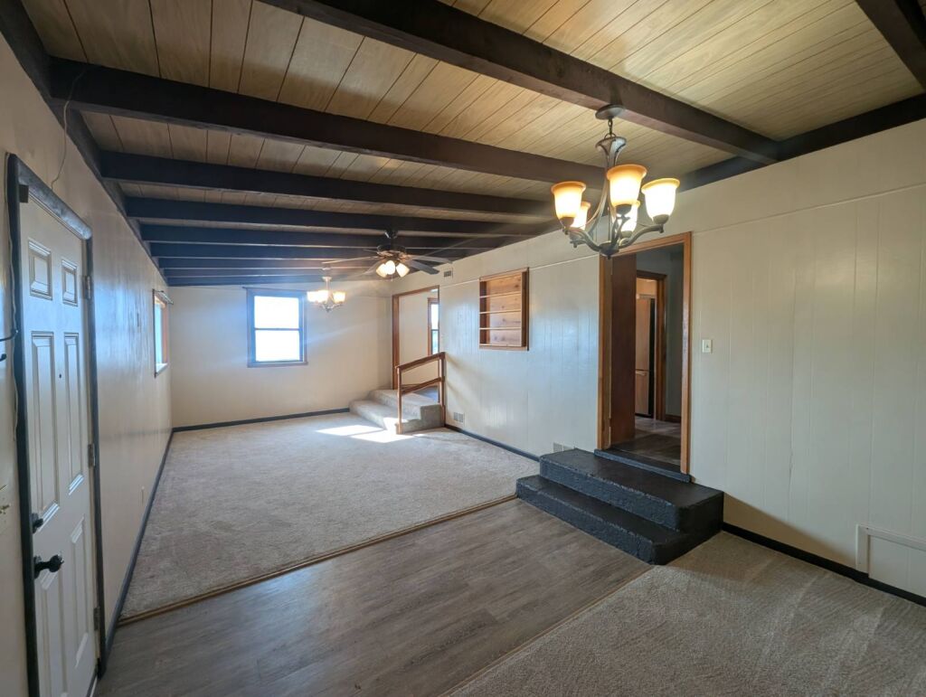 1002 N. Walnut in Medicine Lodge, Kansas — Exterior