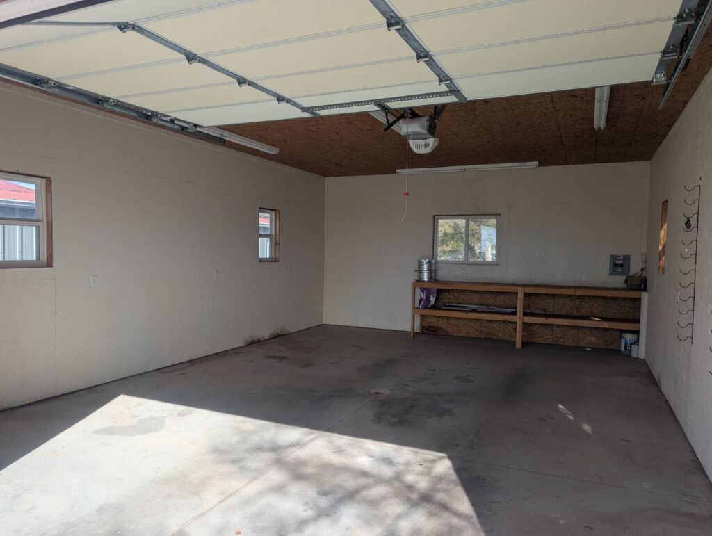 1002 N. Walnut in Medicine Lodge, Kansas — Exterior