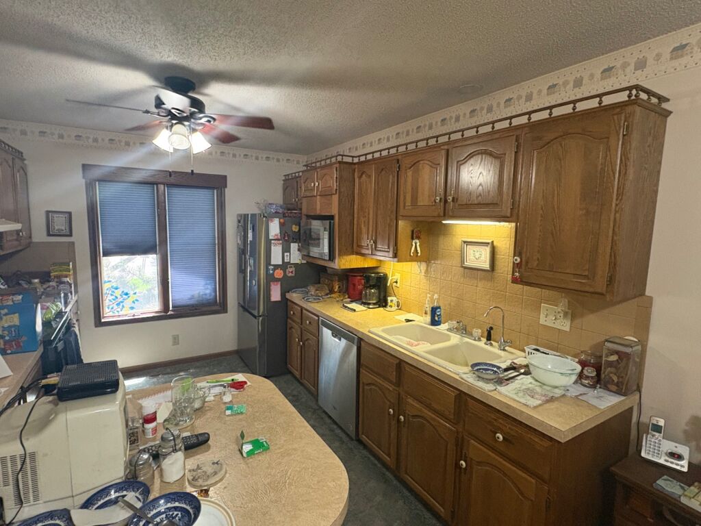 120 Kelly St. in Medicine Lodge, Kansas — Exterior