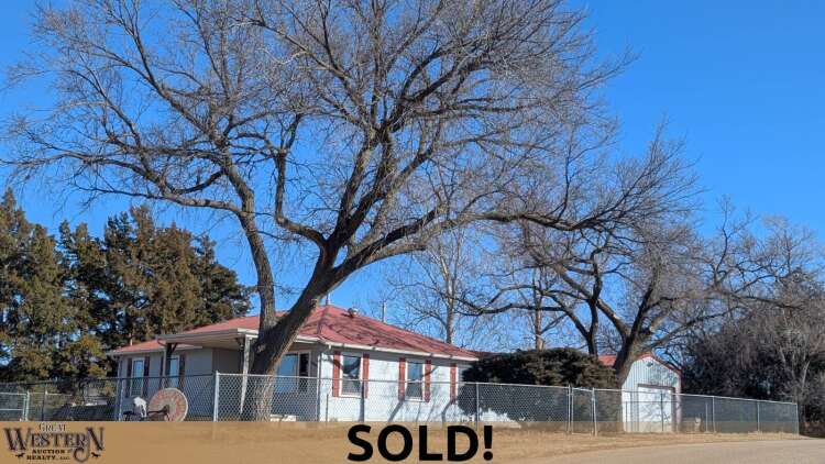 1002 N. Walnut in Medicine Lodge, Kansas — Exterior