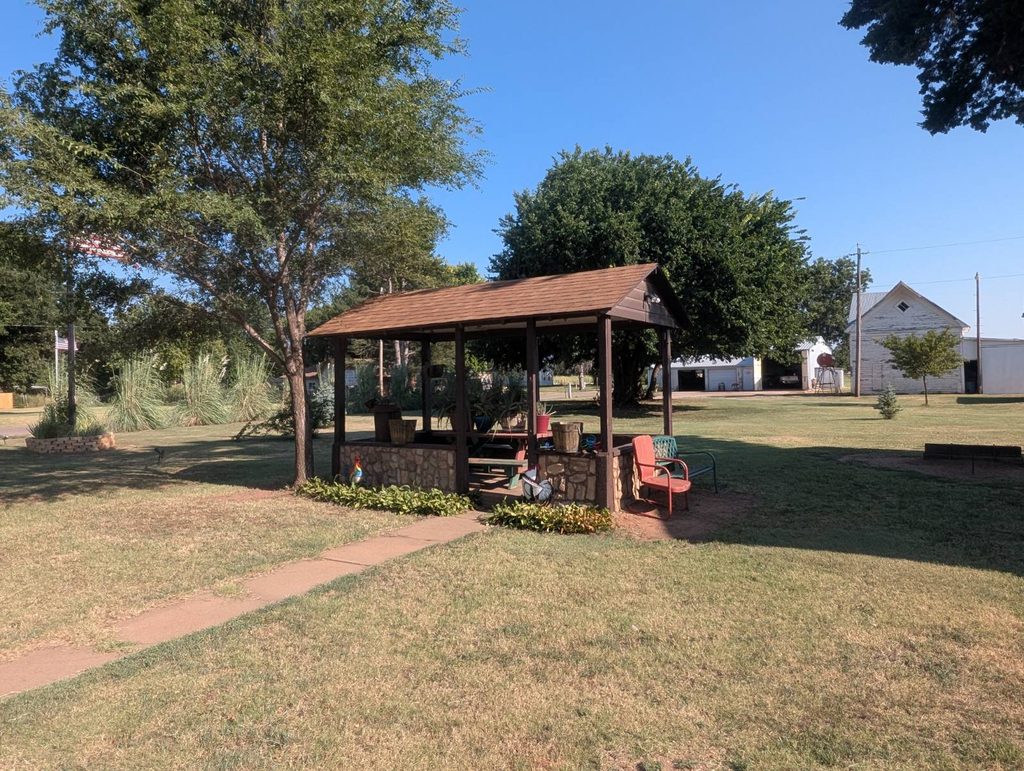 208 E. Benton St. in Sharon, Kansas