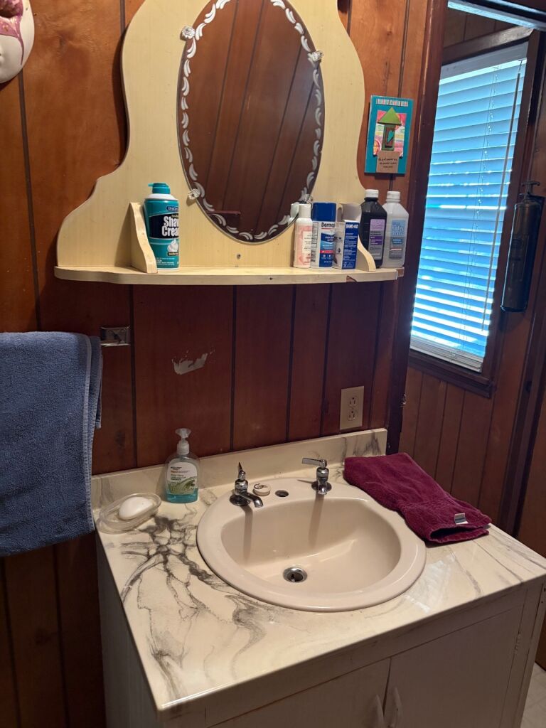 231 Hummingbird Rd. in Medicine Lodge, Kansas — Bathroom vanity