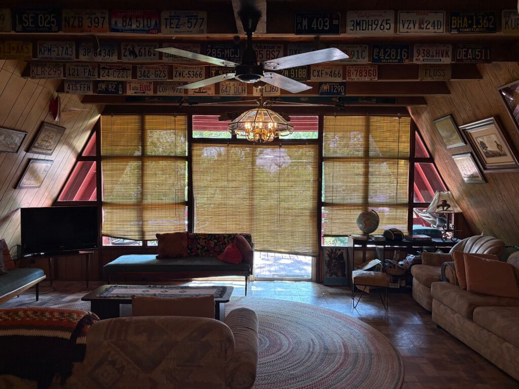 231 Hummingbird Rd. in Medicine Lodge, Kansas — Great room