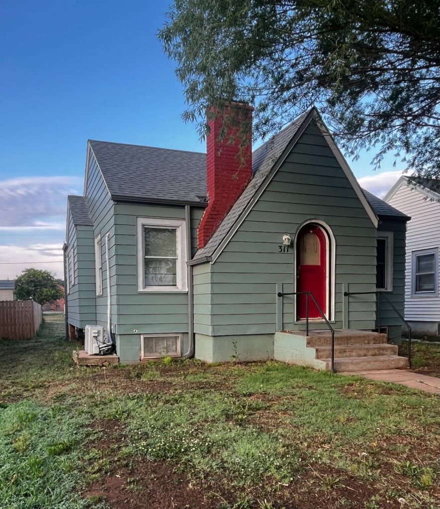 311 W. Kansas Ave. in Medicine Lodge, Kansas — Exterior