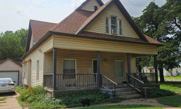 403 S. 8th St. in Kiowa