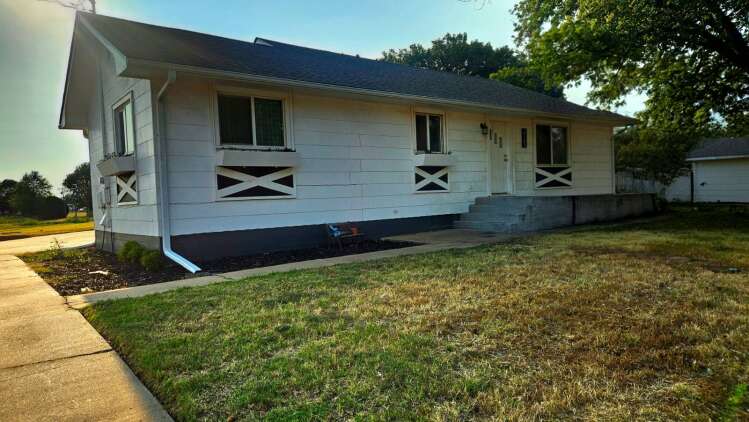 415 S. 4th St. in Kiowa, Kansas — Exterior