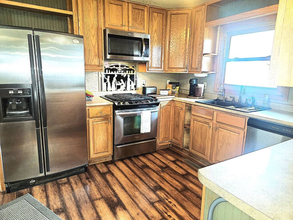 425 Campbell St. in Kiowa, Kansas — Exterior