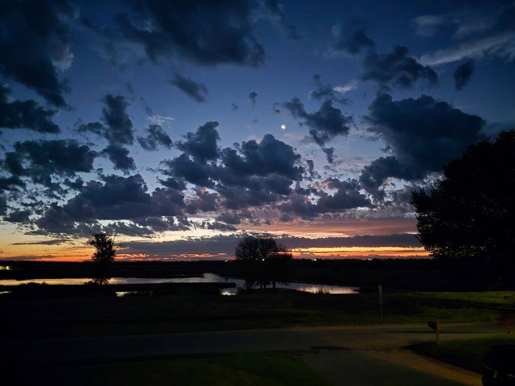 501 N. Cedar in Medicine Lodge, Kansas — Sunrise view