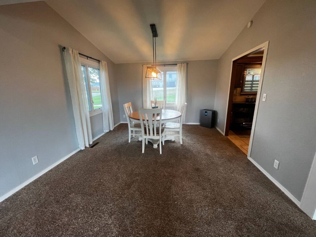 501 N. Cedar in Medicine Lodge, Kansas — Dining room