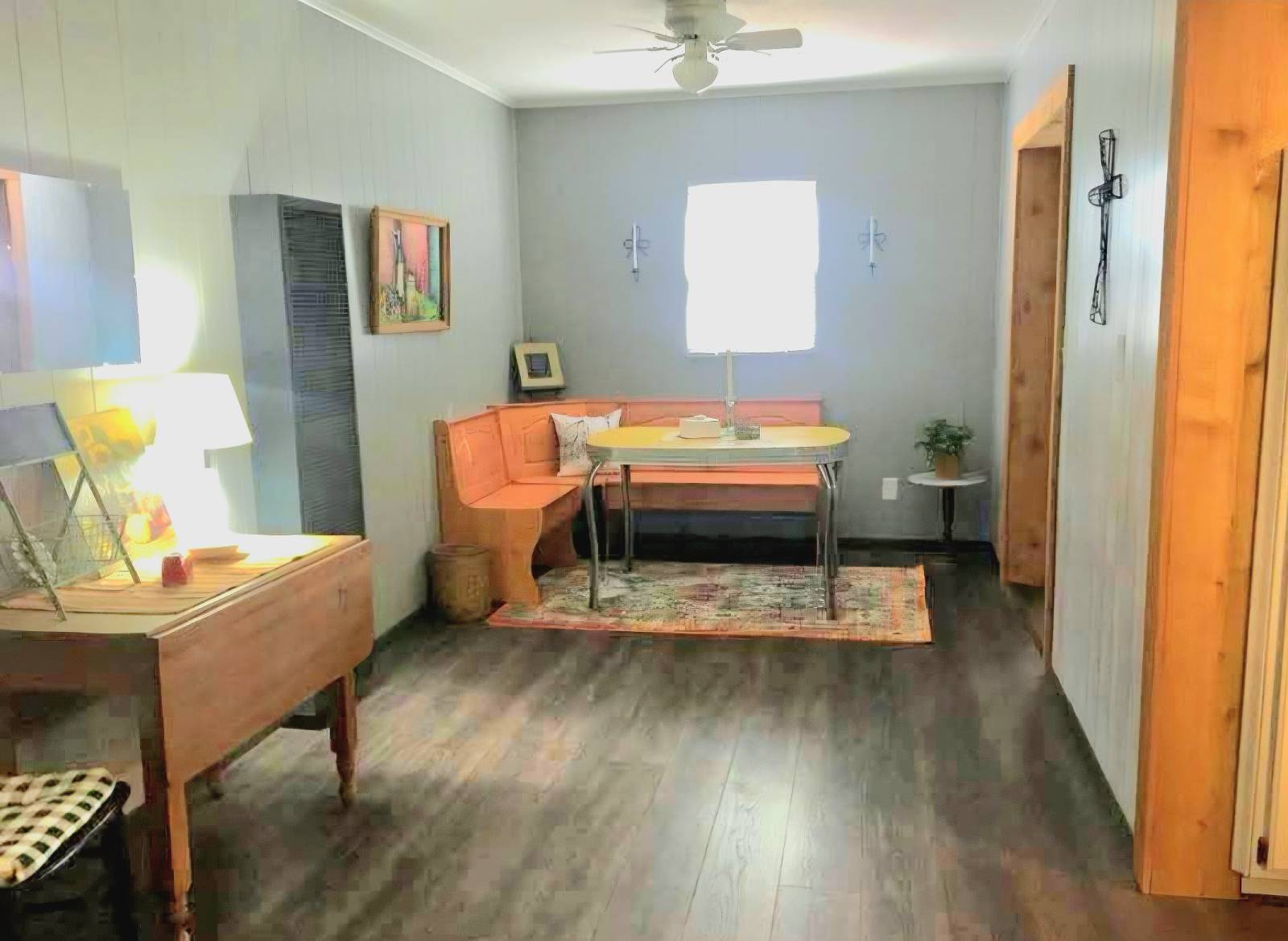 430 Campbell St. in Kiowa, Kansas — Dining area