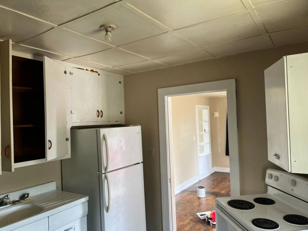 306 N. Main St. in Medicine Lodge, Kansas — Unit 1 Kitchen