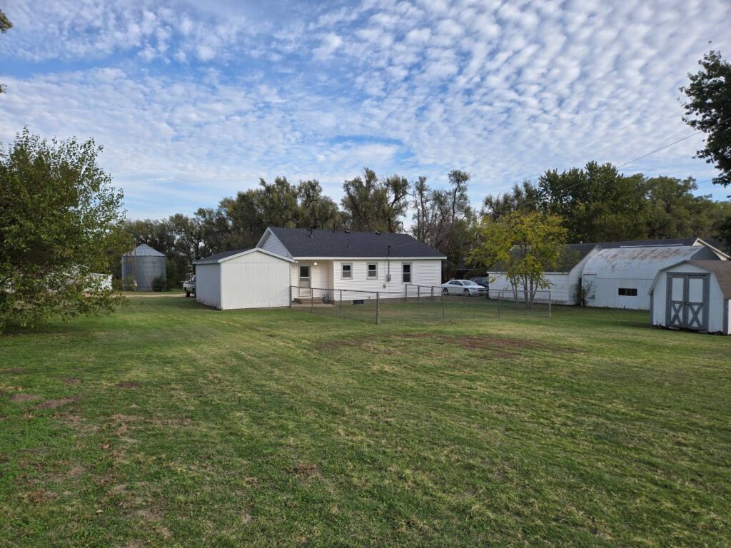321 N. Dresden St. in Cunningham, Kansas — Back Yard