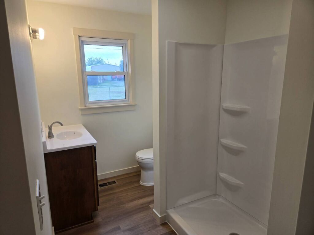 321 N. Dresden St. in Cunningham, Kansas — Bathroom